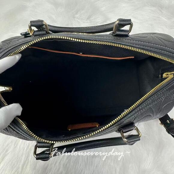 NOT AVAILABLE - Picture 7 of 8